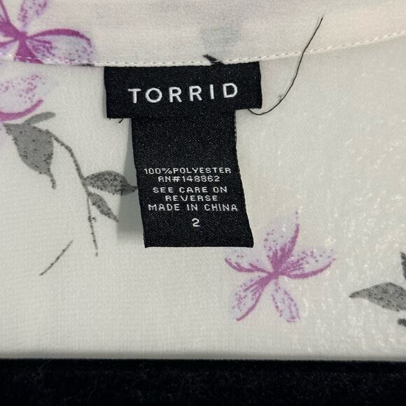 Torrid Size 2X White Emma Babydoll Top Tunic Purple Floral Semi Sheer Fairy - Picture 3 of 9